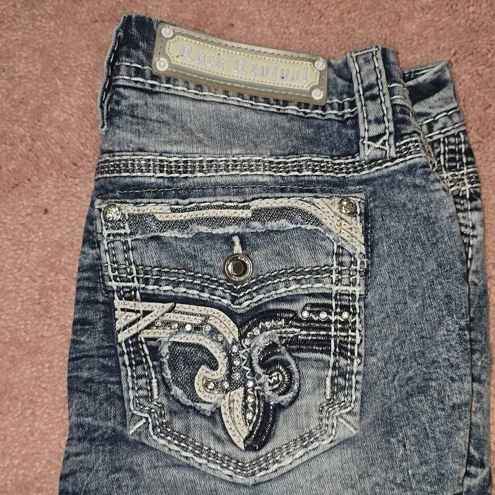ROCK REVIVAL 28 SHORTS - Picture 2 of 7